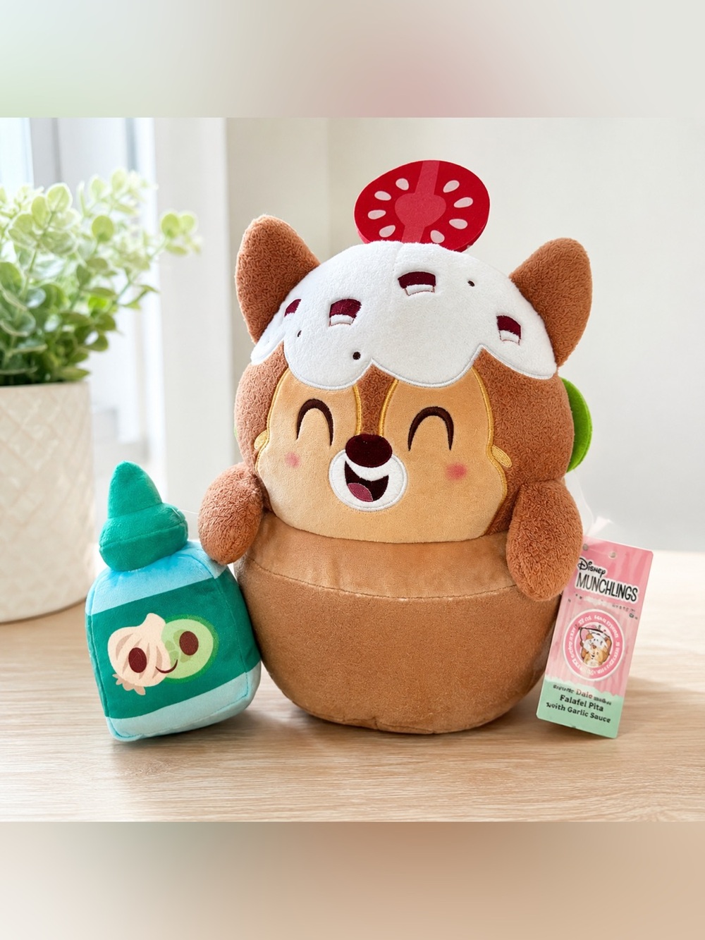 NWT Disney Munchlings Dale Falafel Pita Pocket Plush 15.75” w/ Garlic Sauce 🐿️✨